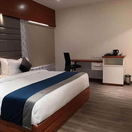 Robusta Inn จิกมากาลูร์ ภายนอก รูปภาพ