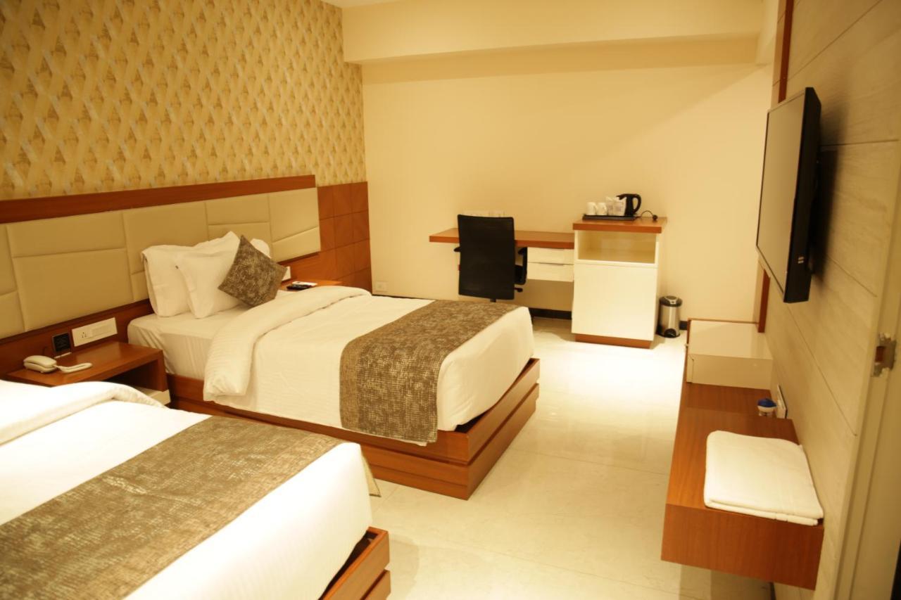 Robusta Inn จิกมากาลูร์ ภายนอก รูปภาพ