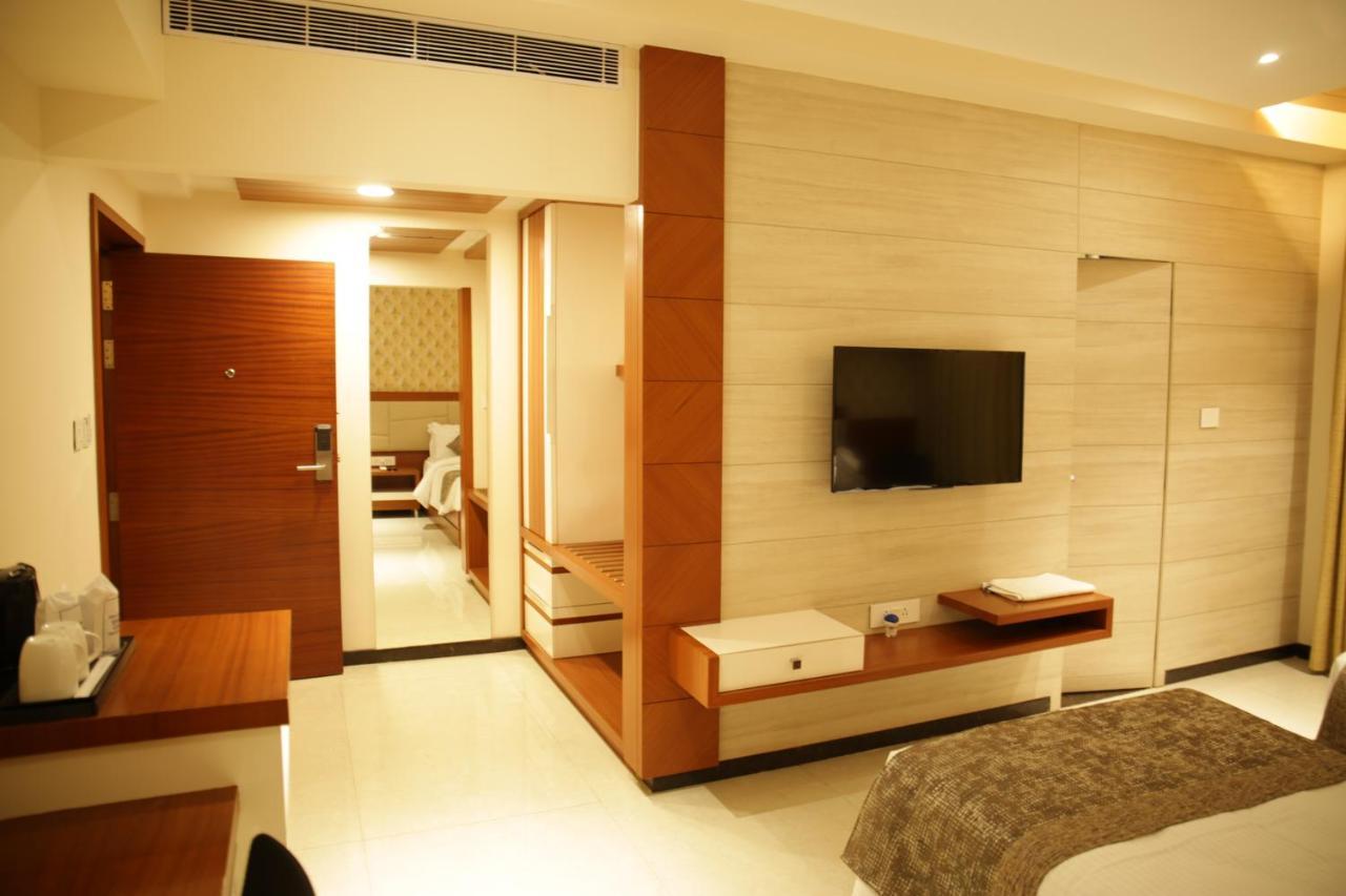 Robusta Inn จิกมากาลูร์ ภายนอก รูปภาพ